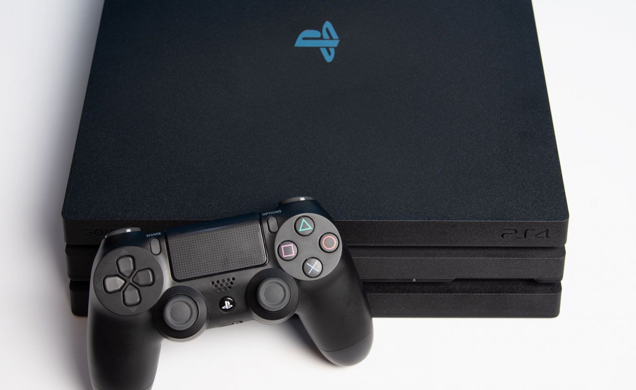 Žaidimų konsolių nuoma, PLAYSTATION 4 PRO 1TB nuoma Klaipėda nuoma, Klaipėda