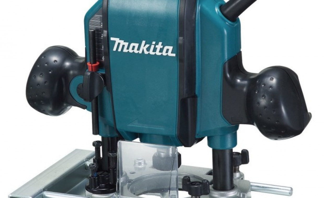 Įrankių nuoma, Elektrinė freza Makita RP0900J, 900 W nuoma, Vilnius