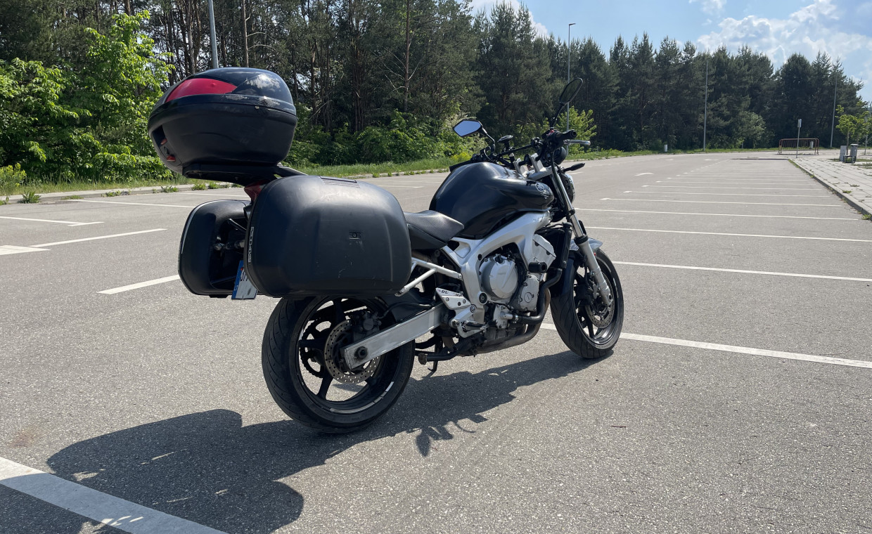 Motociklų nuoma, Yamaha FZ6 nuoma, Kaunas