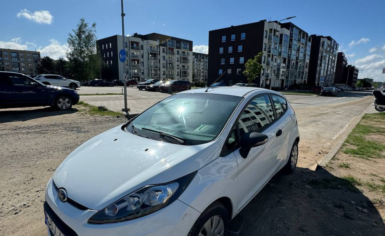 Automobilių nuoma, FORD FIESTA nuoma, Vilnius