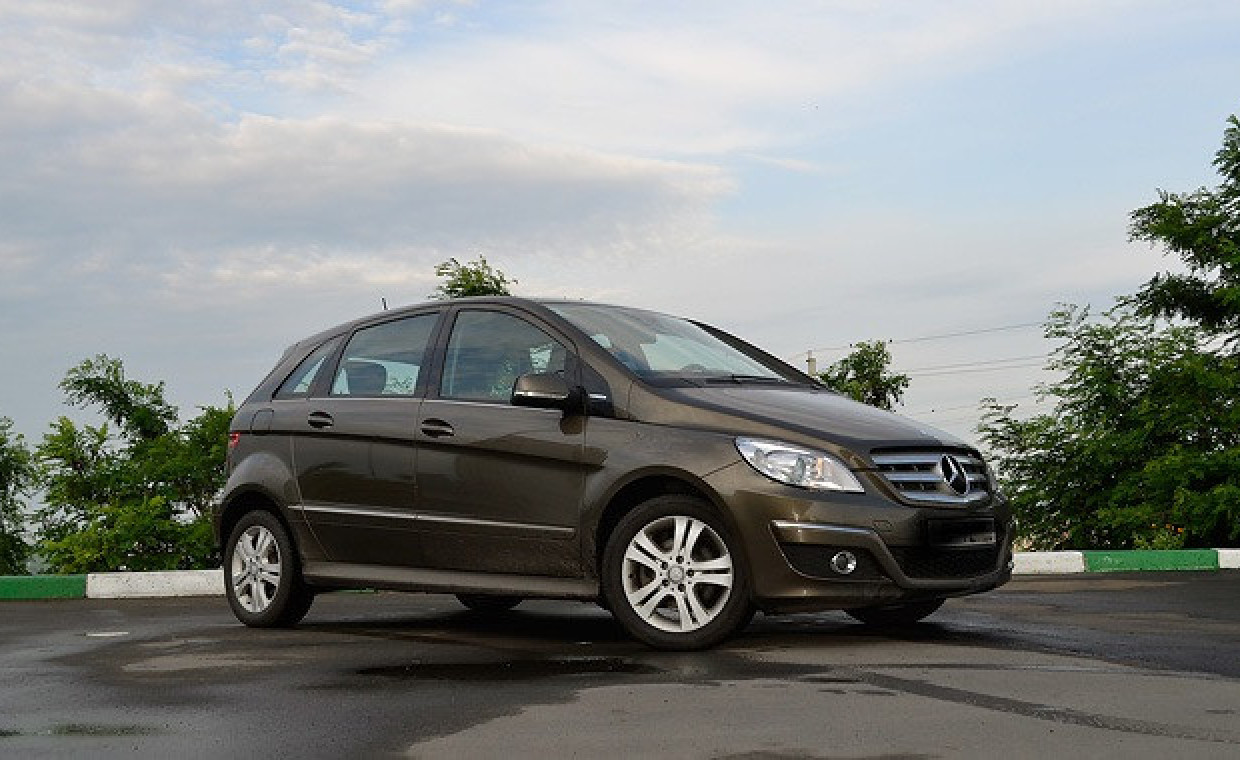 Automobilių nuoma, Kompaktinė klasė Mercedes-Benz B220 nuoma, Vilnius