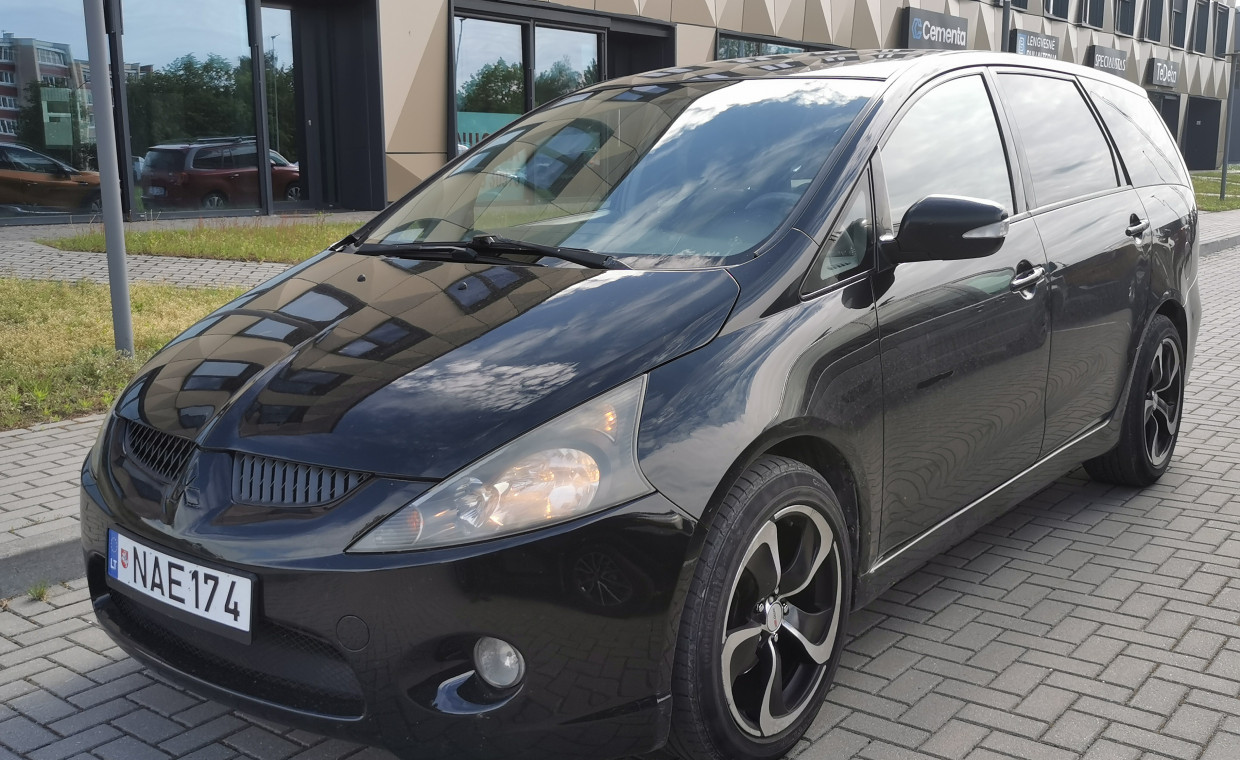 Automobilių nuoma, Mitsubishi Grandis nuoma, Klaipėda