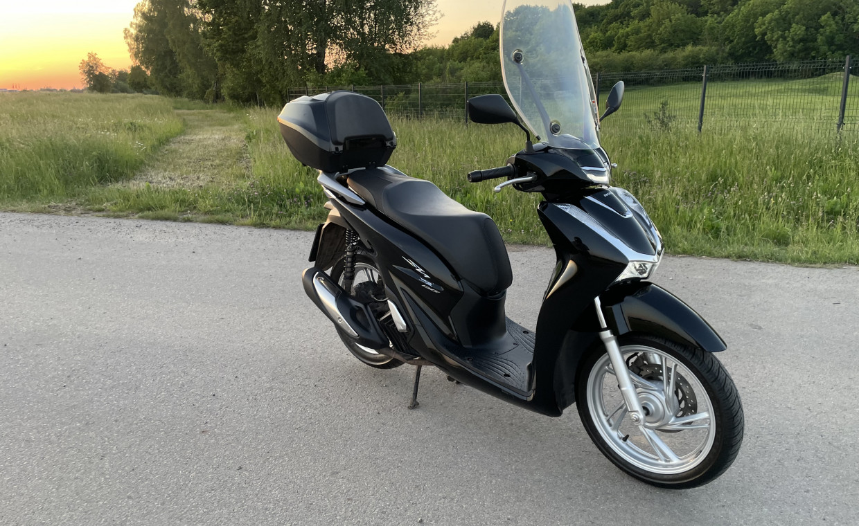 Motociklų nuoma, Honda SH150i nuoma, Kaunas