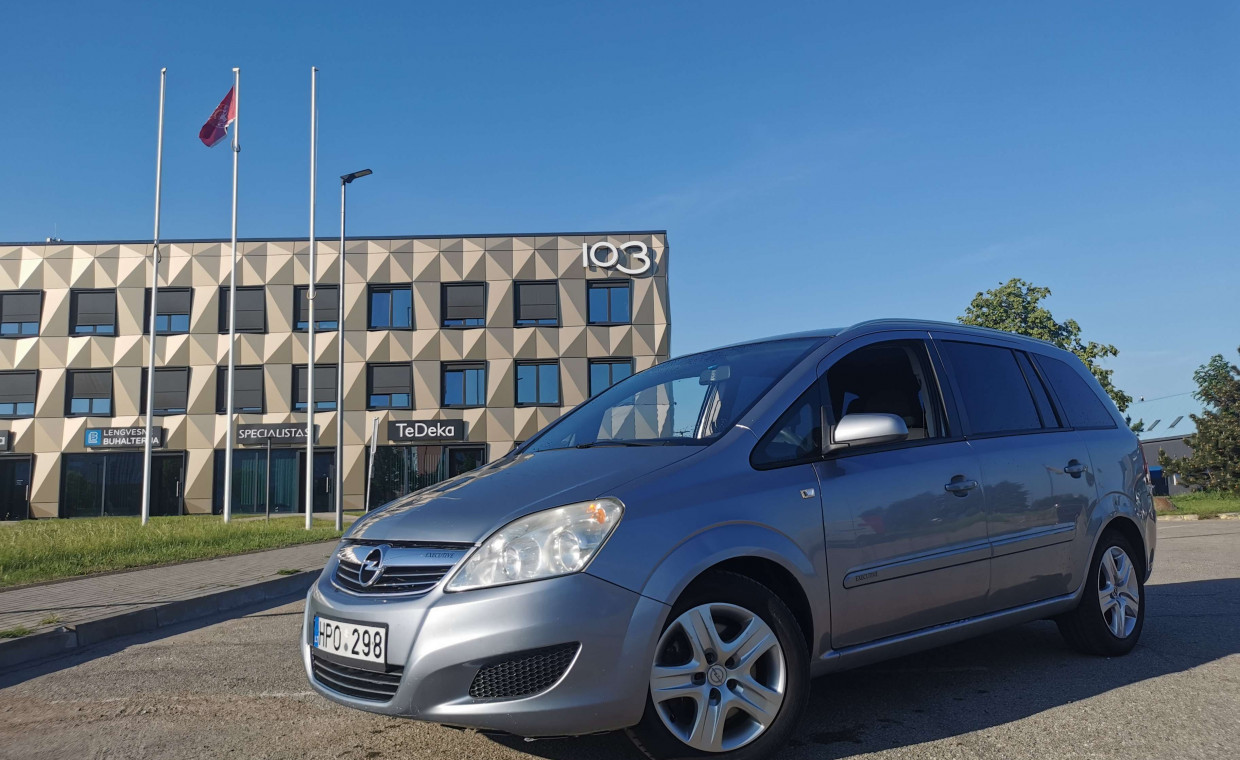 Automobilių nuoma, Opel Zefira nuoma, Klaipėda