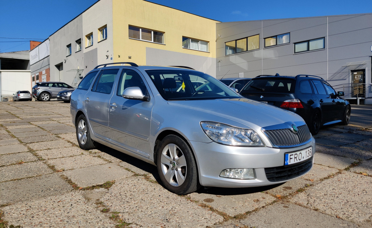 Automobilių nuoma, Skoda Octavia 2012 nuoma, Vilnius