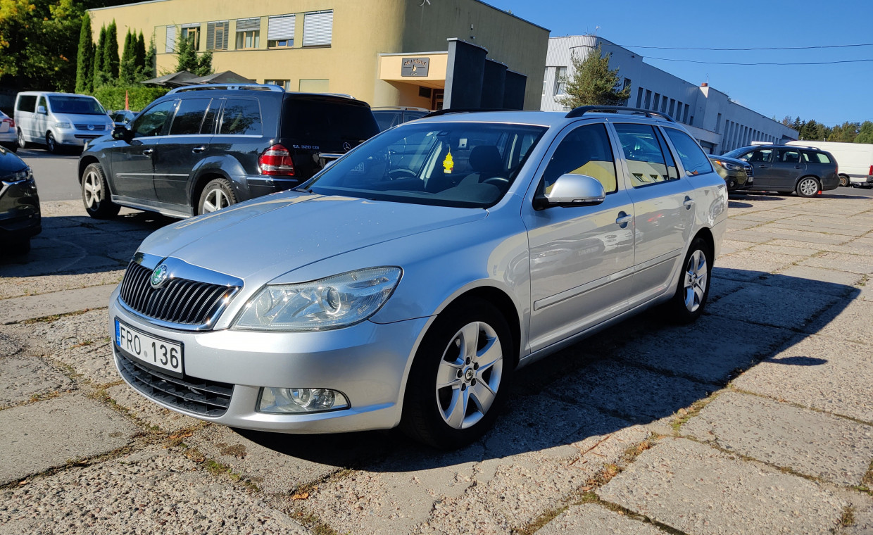 Automobilių nuoma, Skoda Octavia 2012 nuoma, Vilnius