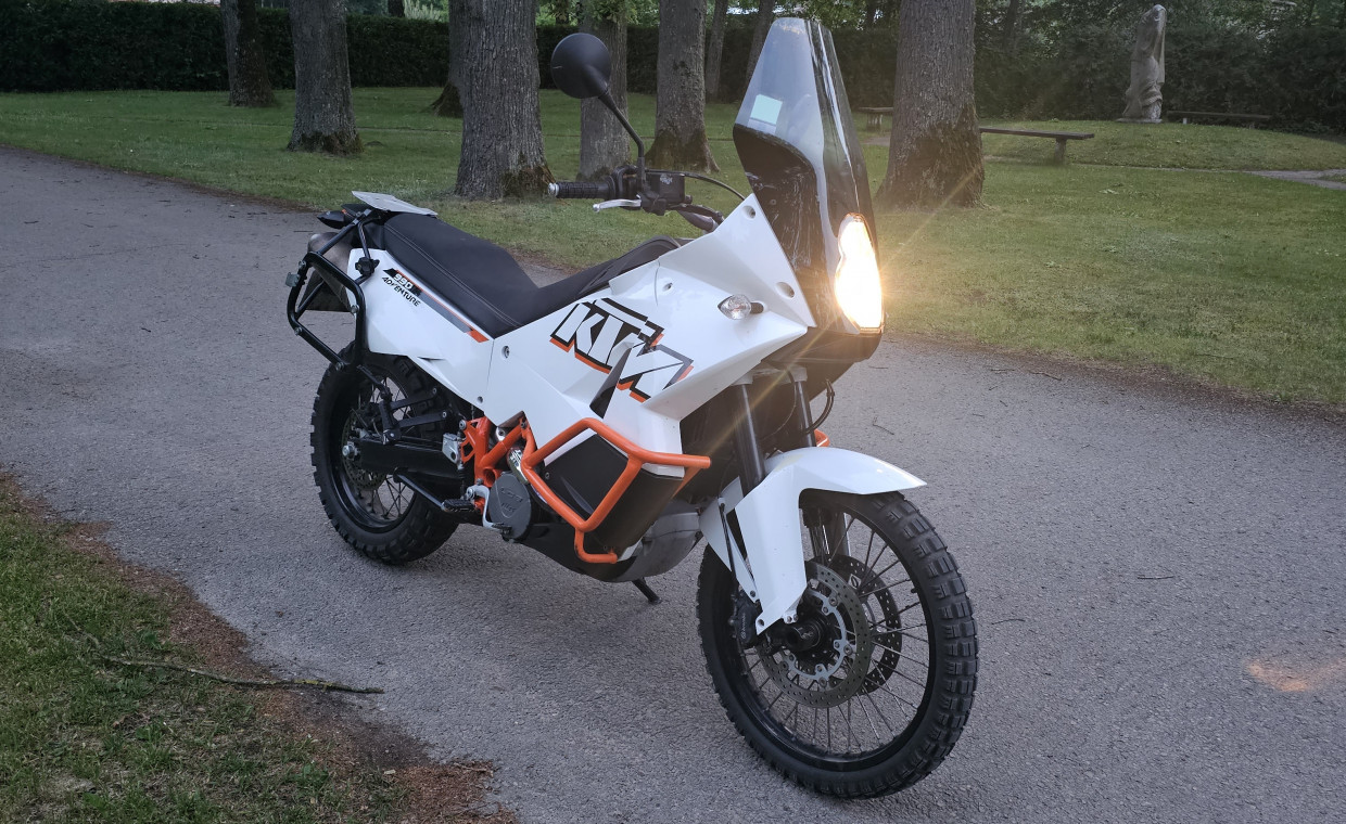 Motociklų nuoma, KTM ADVENTURE 990 nuoma, Tauragė