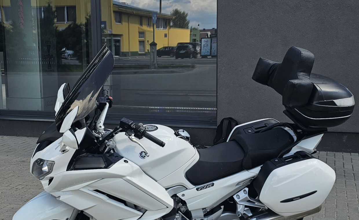 Motociklų nuoma, YAMAHA FJR1300 nuoma, Tauragė