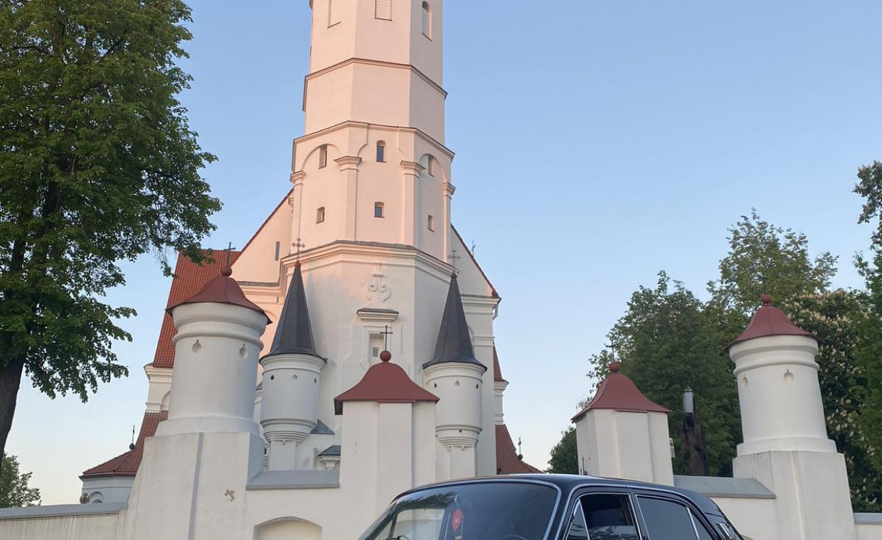 Automobilių nuoma, Gaz 24 Volga nuoma, Šiauliai