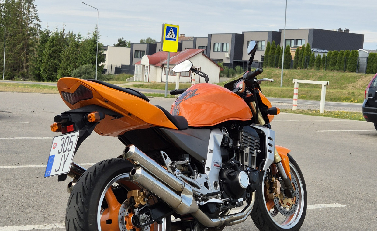 Motociklų nuoma, Kawasaki Z1000 nuoma, Kaunas