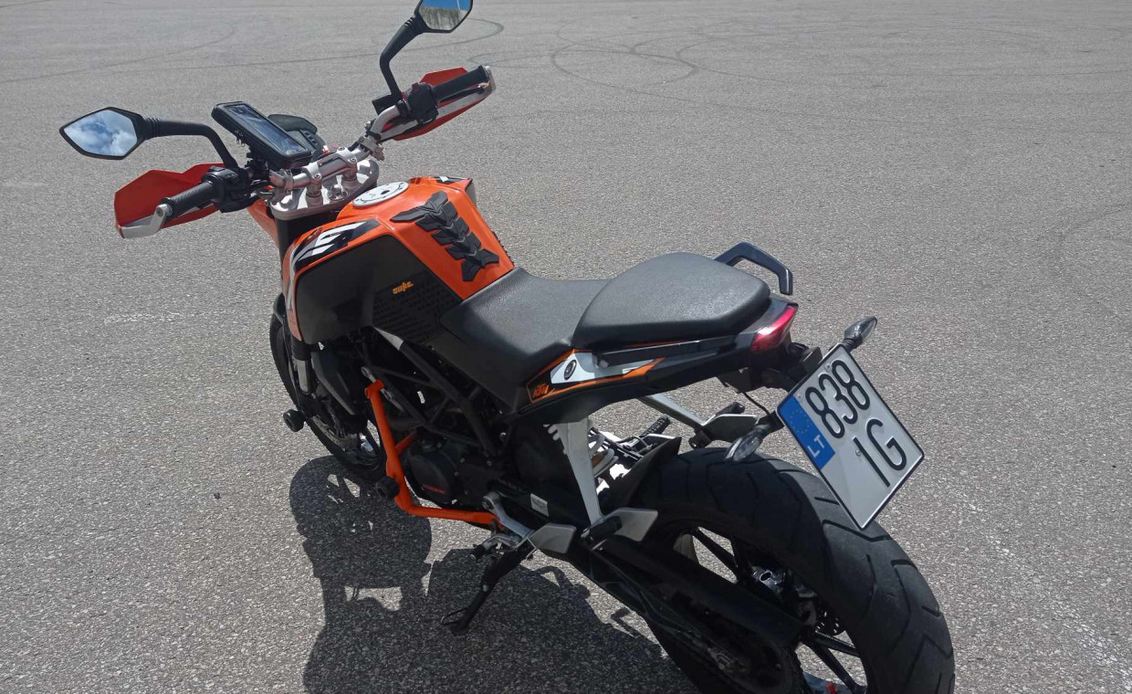 Motociklų nuoma, Motociklas KTM Duke 125 (A1 kategorija) nuoma, Vilnius