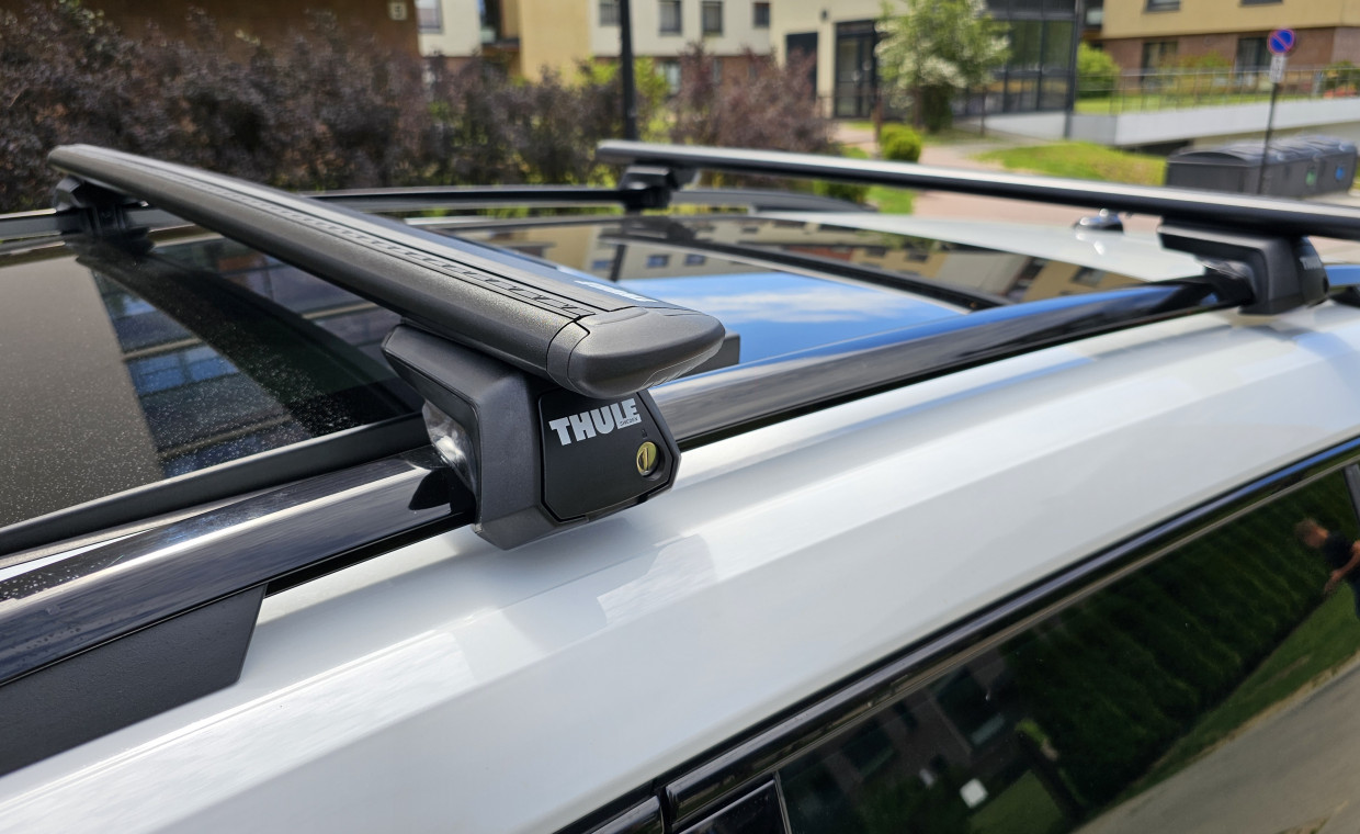 Automobilių priedų nuoma, Thule WingBar Evo black skersiniai nuoma, Vilnius