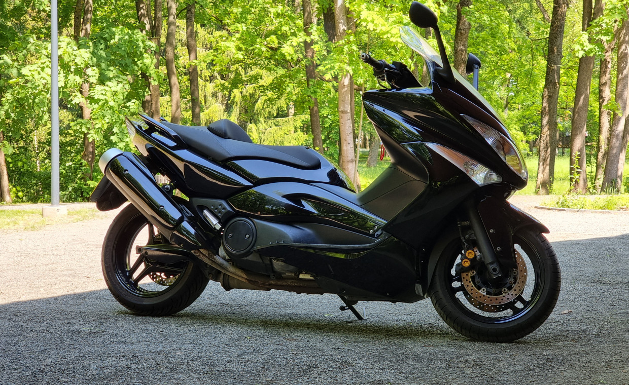 Motociklų nuoma, Yamaha TMAX nuoma, Panevėžys