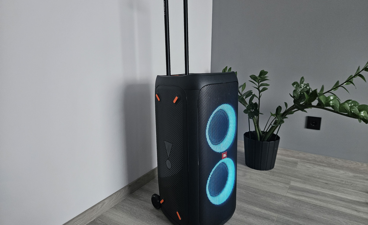 Garso technika ir instrumentai, JBL PartyBox 310 su mokrofonais nuoma, Vilnius