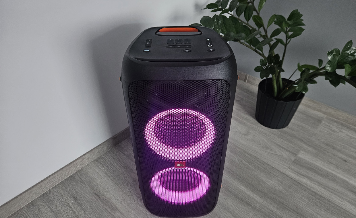 Garso technika ir instrumentai, JBL PartyBox 310 su mokrofonais nuoma, Vilnius