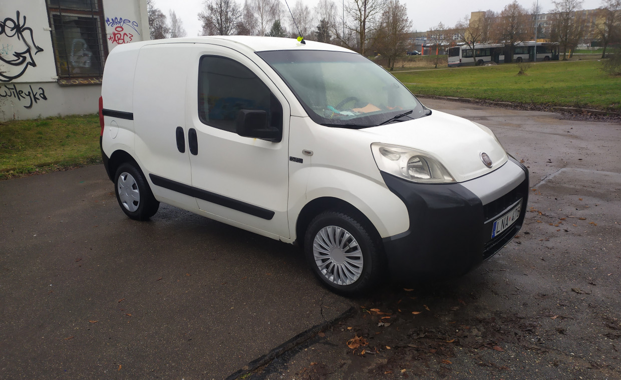 Mikroautobusų ir kemperių nuoma, Fiat Fiorino nuoma, Vilnius