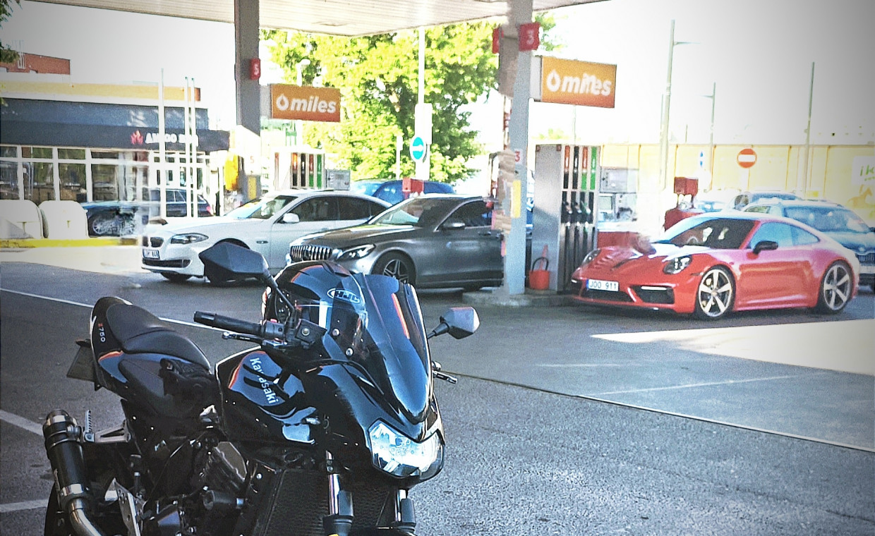 Motociklų nuoma, Kawasaki z750 nuoma, Kaunas