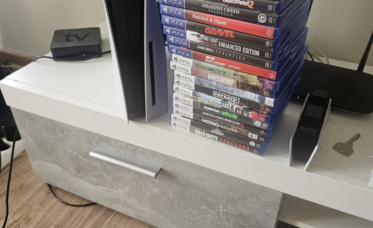 Žaidimų konsolių nuoma, Playstation 5 disc versija ps5 nuoma, Kaunas