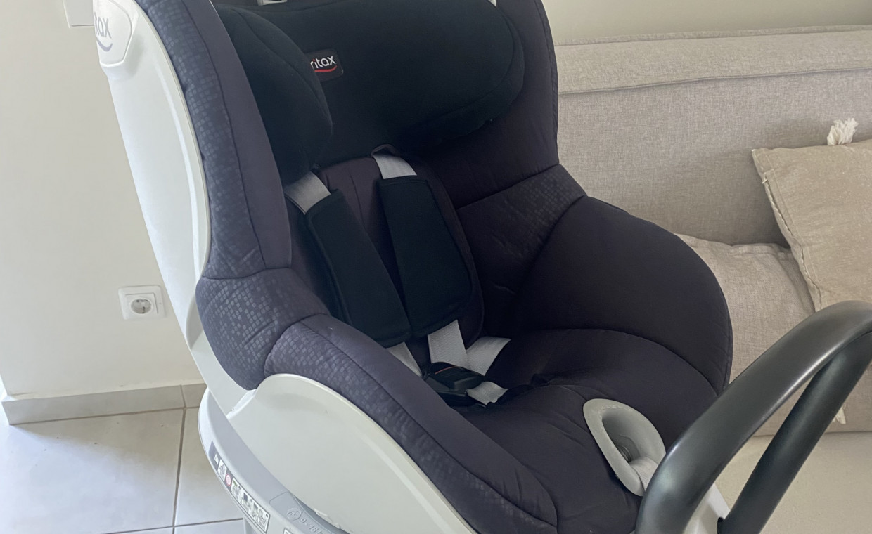 Vaikų daiktų nuoma, britax romer dualfix nuoma, Kaunas