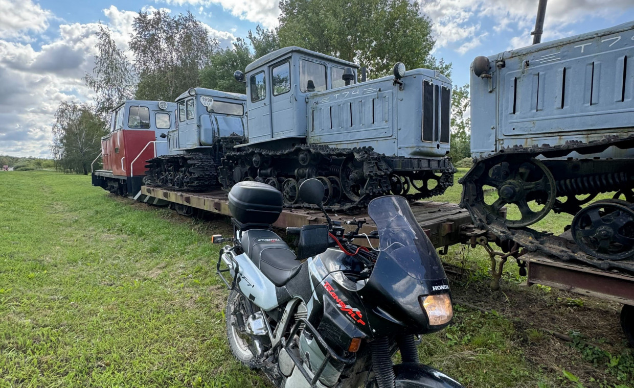 Motociklų nuoma, Honda Transalp 600 nuoma, Vilnius