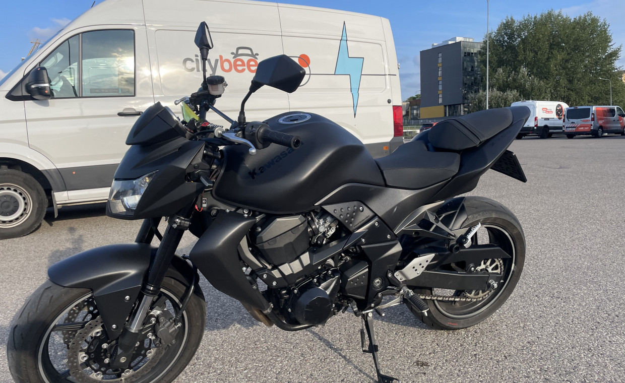 Motociklų nuoma, Kawasaki Z750 nuoma, Vilnius