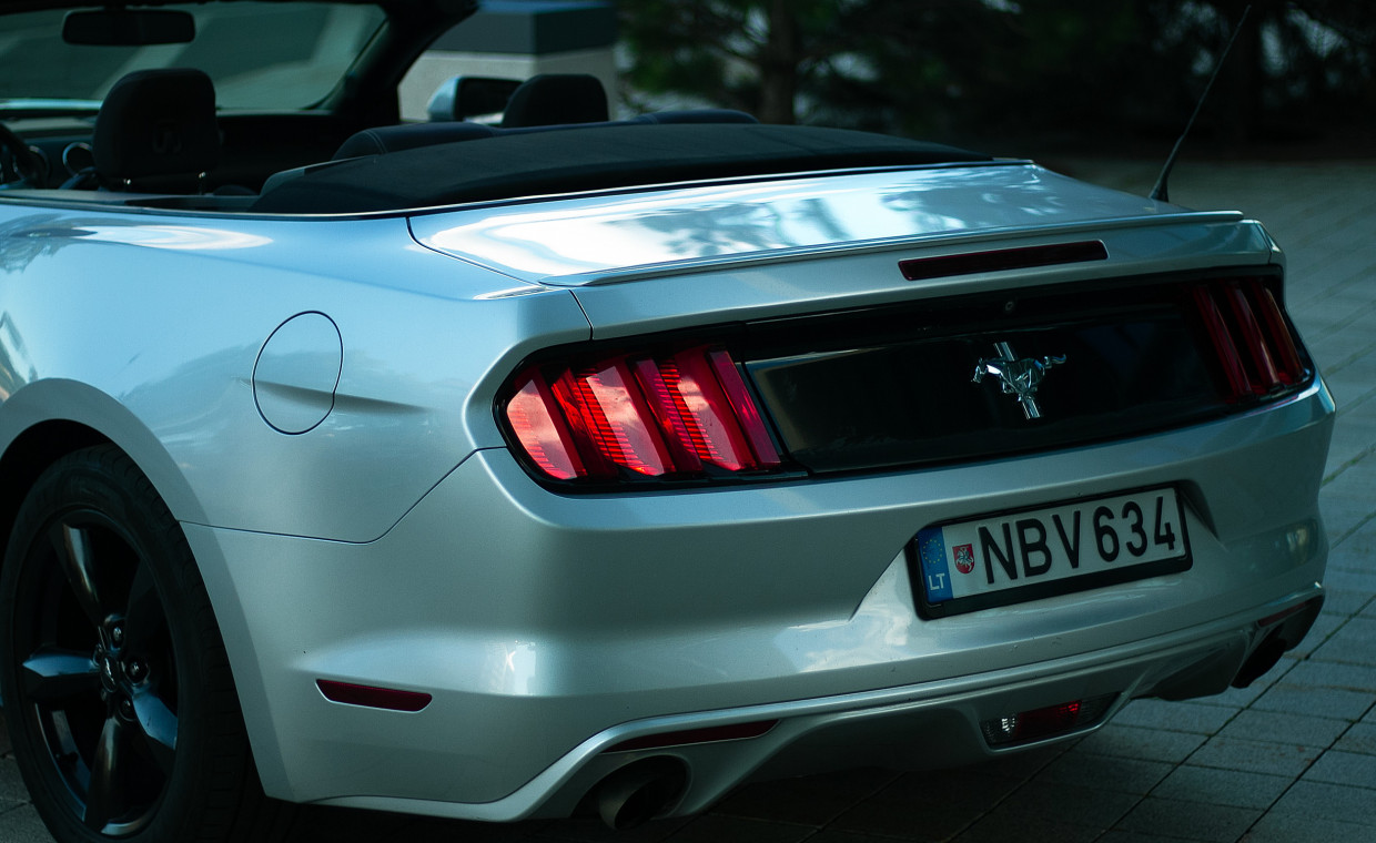 Automobilių nuoma, Ford Mustang 3.7 l nuoma, Vilnius