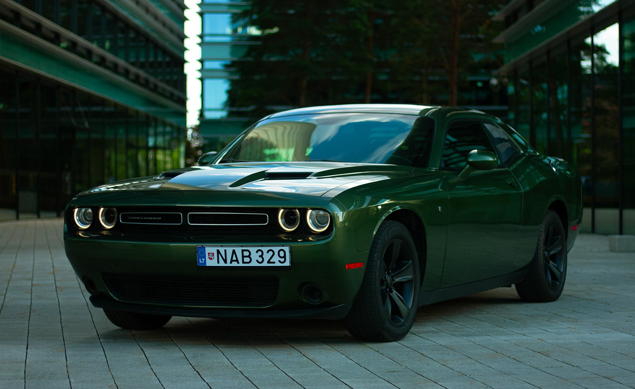 Automobilių nuoma, Dodge Challenger 3.6l (coupe) nuoma, Vilnius