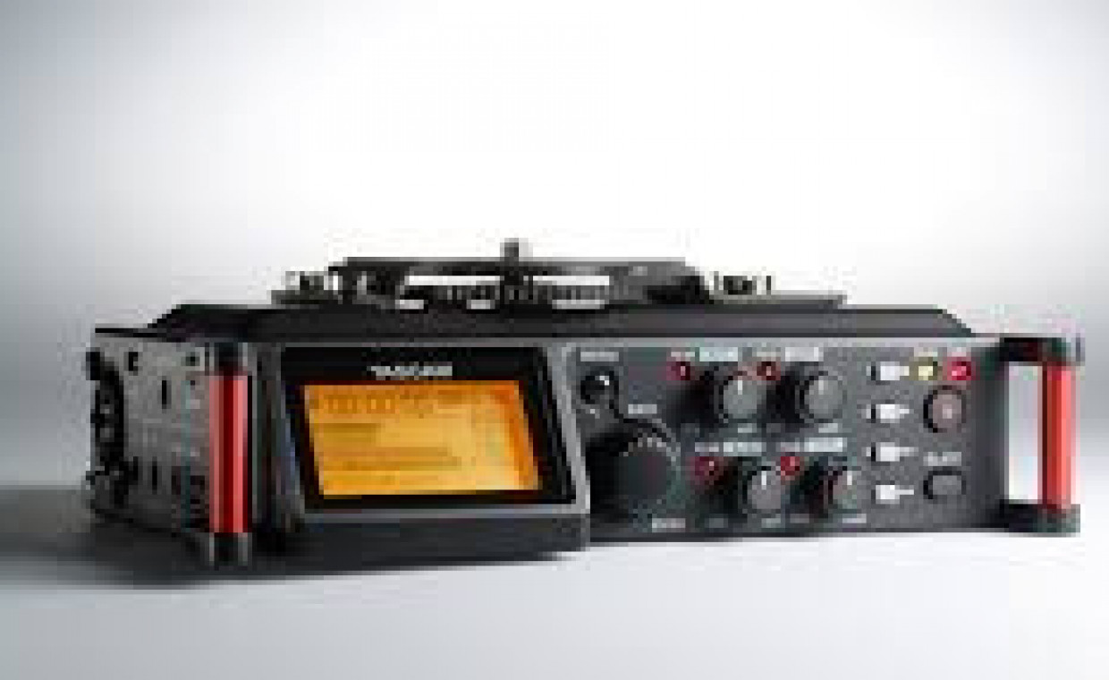 Garso technika ir instrumentai, Garso įrašymo įrenginys Tascam DR-70D nuoma, Birštonas