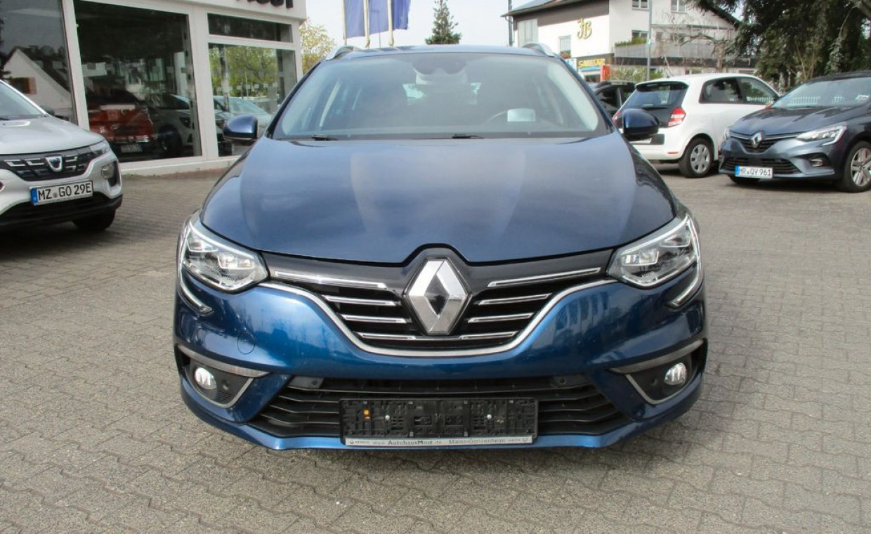 Automobilių nuoma, Automobiliu nuoma Renault Megane nuoma, Vilnius