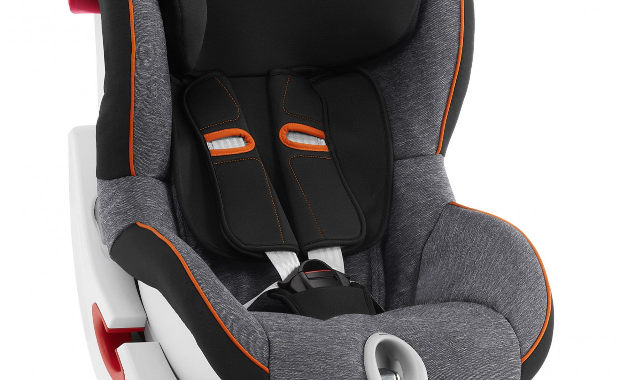 Vaikų daiktų nuoma, Automobilinė kėdutė britax Romer King nuoma, Vilnius