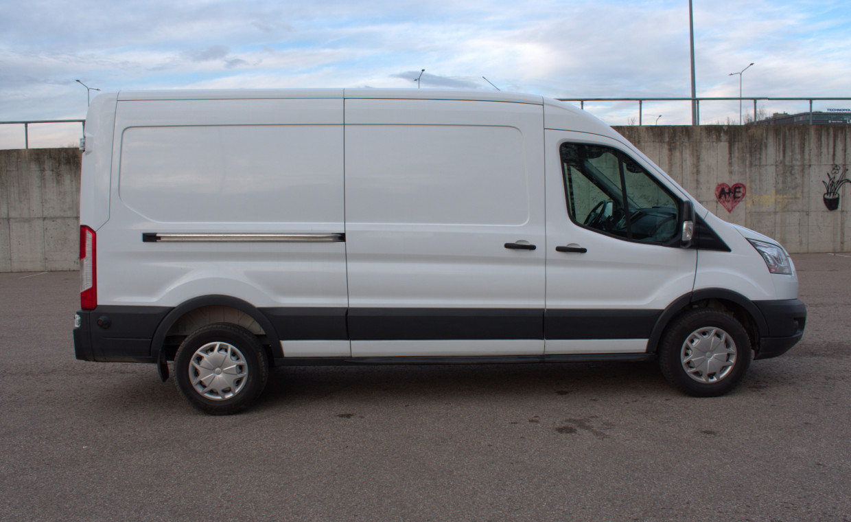 Mikroautobusų ir kemperių nuoma, Ford transit mikroautobusas nuoma nuoma, Vilnius