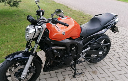 Yamaha FZ6