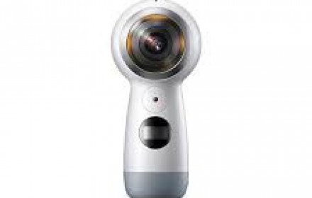 VR kamera Samsung Gear 360 4K  (2017)