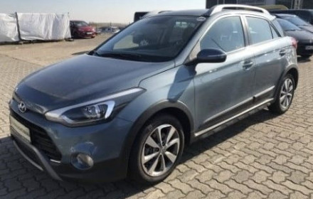 Automobilio nuoma Hyundai i20 active